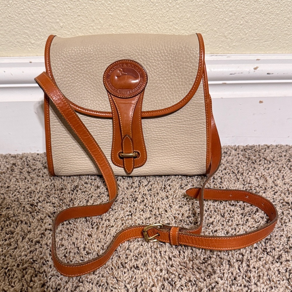 Vintage Classic Dooney & Bourke Beige and Brown Leather Crossbody Bag